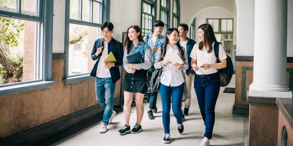 Kỳ thi CEFR tại Việt Nam được tổ chức cho nhiều đối tượng khác nhau